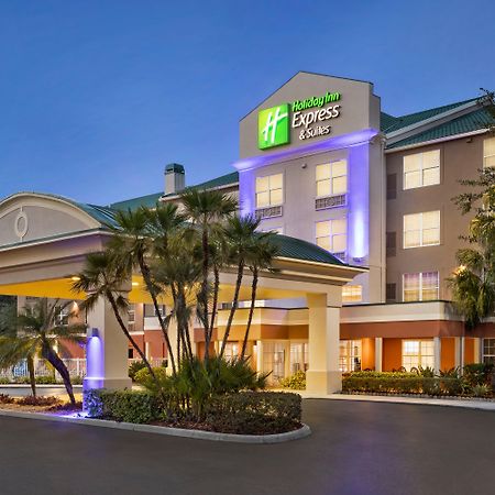 Holiday Inn Express & Suites Sarasota East By Ihg Bagian luar foto