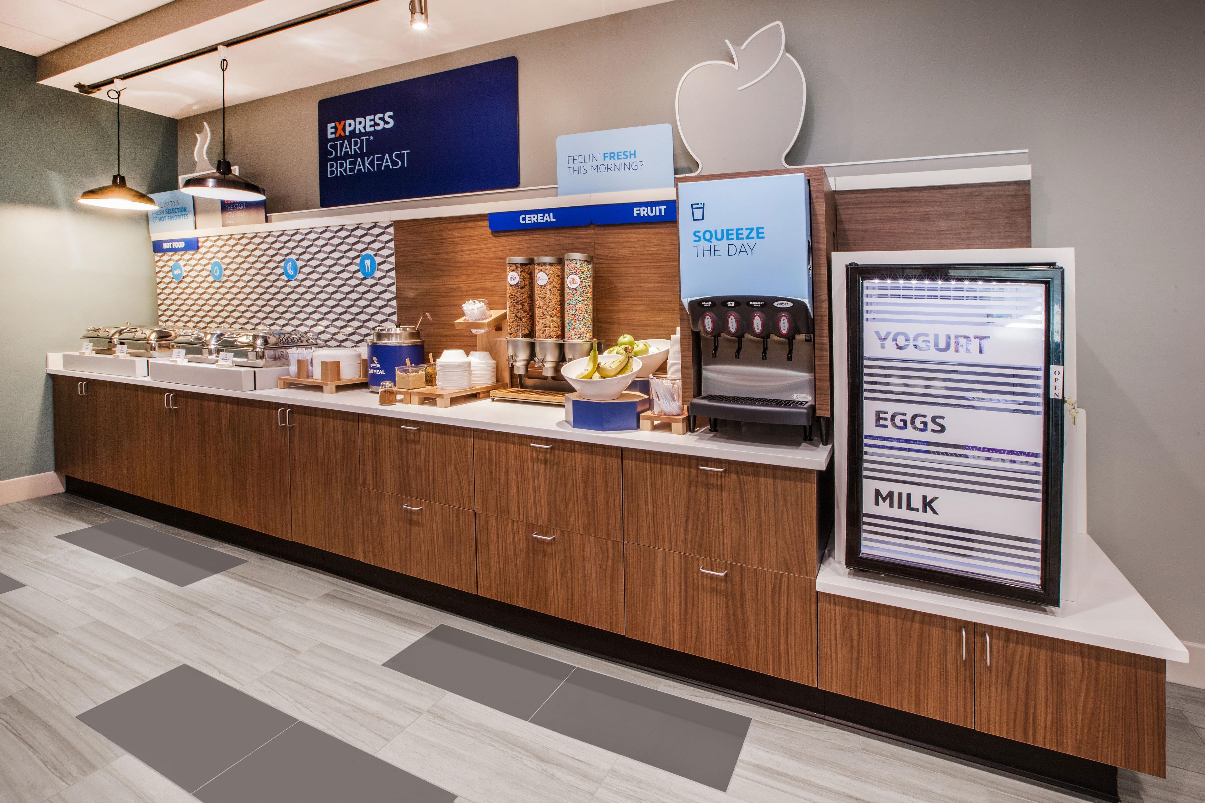 Holiday Inn Express & Suites Sarasota East By Ihg Bagian luar foto